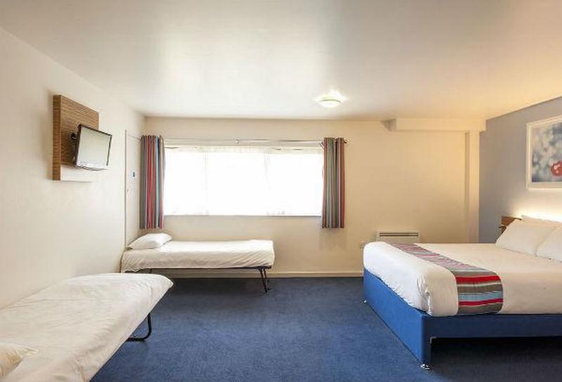 Travelodge Bath Waterside Eksteriør bilde
